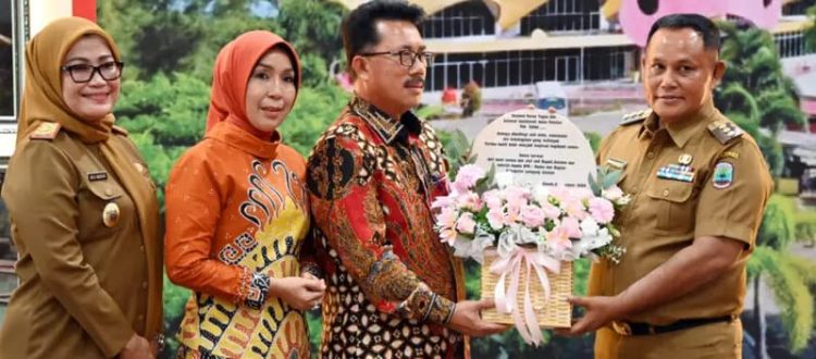 Pemkab Lampung Selatan Gelar Acara Pengantar Purna Tugas untuk Thamrin