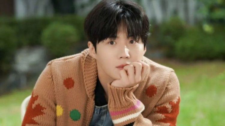 Kim Seon-ho Resmi Hengkang dari SALT Entertainment, Diincar Agensi Song Joong-ki