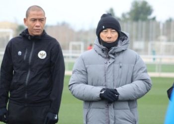 Nova Arianto Minta Maaf Usai Timnas Indonesia Gagal ke Semifinal ASEAN Cup 2024