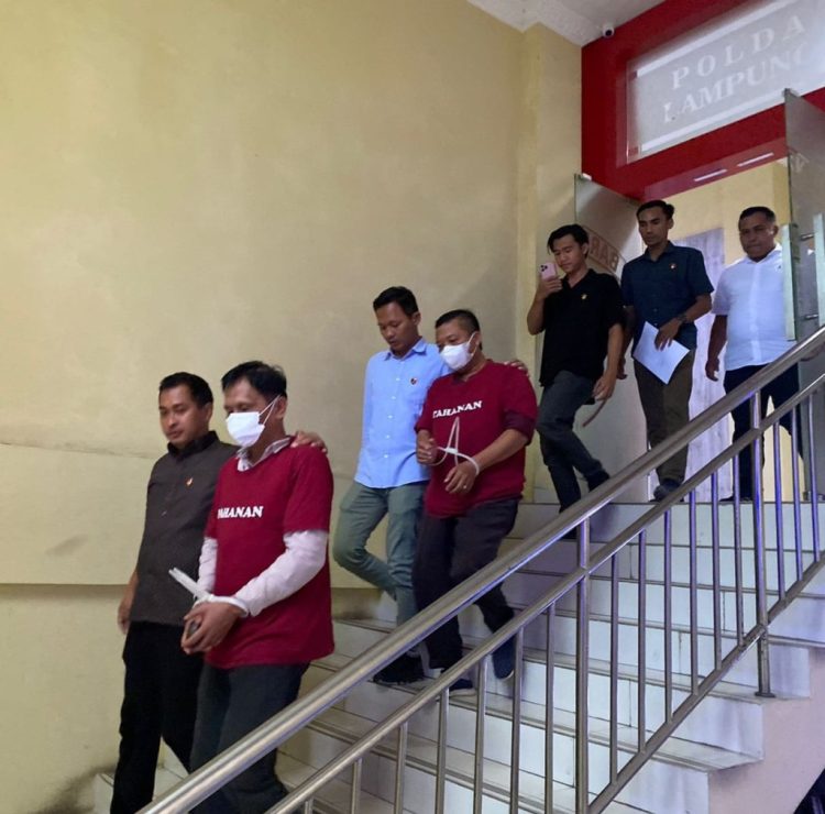 Polda Lampung Tahan Dua Tersangka Korupsi Dana BUMAKAM Tulang Bawang