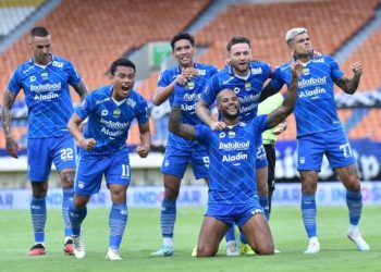 Bojan Hodak Tanggapi Dingin Keberhasilan Persib Juara Paruh Musim