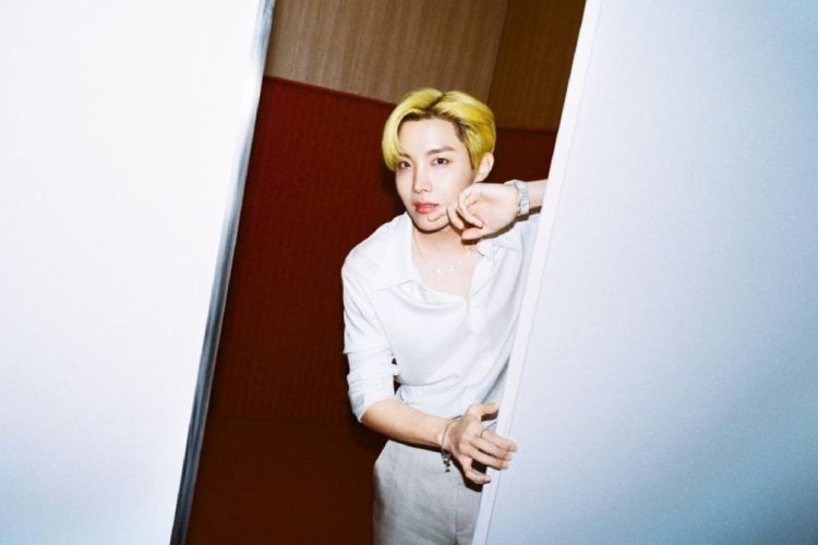 J-Hope BTS Sumbangkan 100 Juta Won untuk Keluarga Korban Tragedi Pesawat Jeju Air