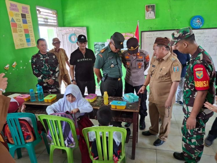 Dukung Program Presiden Prabowo, Polda Lampung Kawal Kick Off Makan Bergizi Gratis