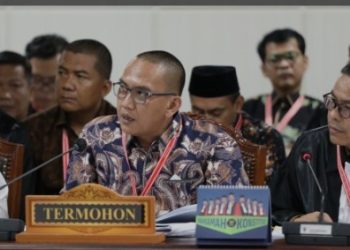 Hakim MK Cecar Kuasa Hukum KPU Pesawaran soal Ijazah Aries Sandi