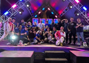 Ribuan Pengunjung Padati Siger Park Bakauheni Harbour City di Malam Tahun Baru