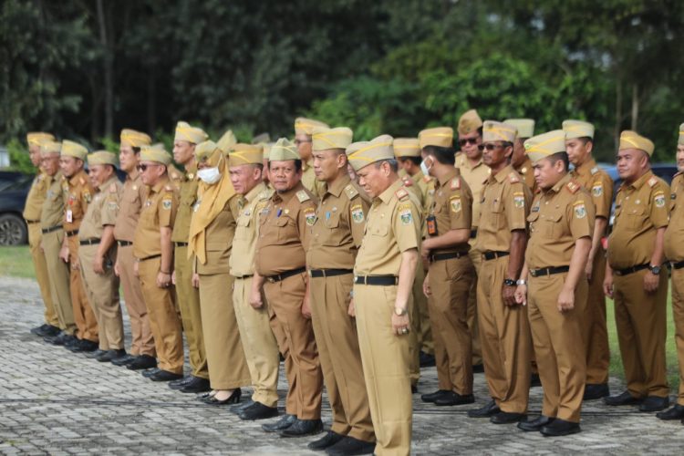 Wakil Bupati Lamteng Pimpin Apel Perdana 2025, Fokus Evaluasi dan Pembenahan Pemerintahan