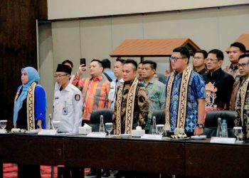 Bawaslu Lampung Hadiri Rapat Pleno Penetapan Gubernur dan Wakil Gubernur Terpilih