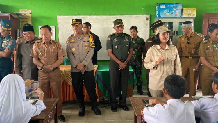 Program Makan Bergizi Gratis Resmi Diluncurkan di Lampung Utara