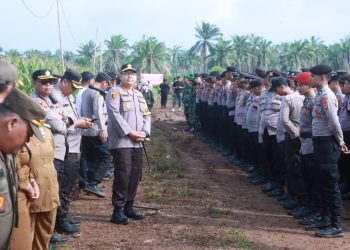 Polisi dan TNI Bersinergi Jaga Harmoni dalam Penertiban Lahan di Lampung Selatan