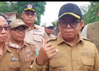 PJ Gubernur Lampung Tinjau Dampak Banjir di Desa Sukajaya Lempasing