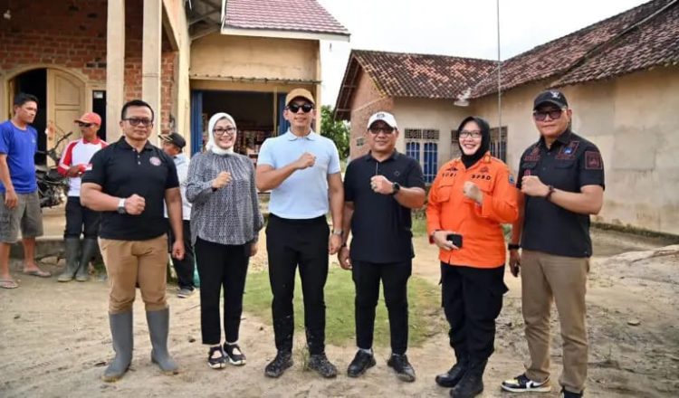 Bantuan Pangan Disalurkan kepada Korban Bencana Hidrometeorologi di Lampung Selatan
