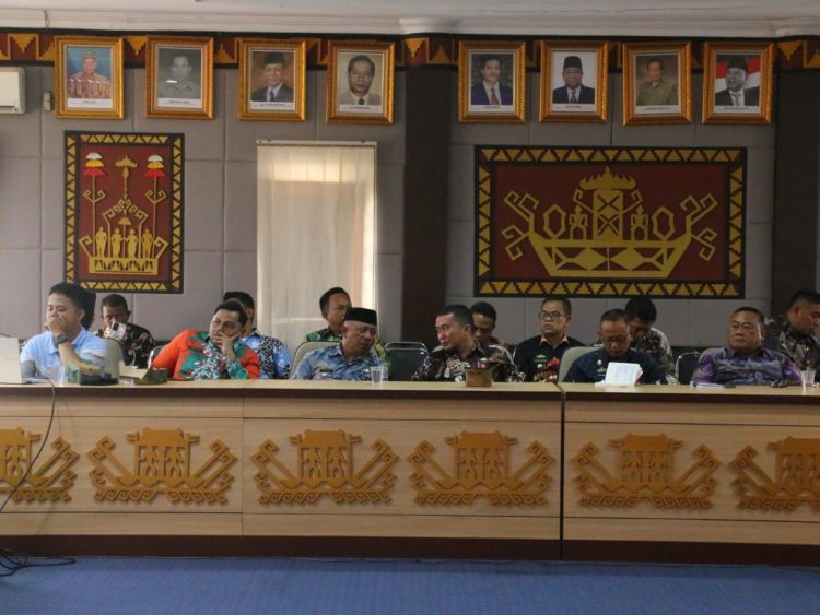 Pj. Bupati Lampung Utara Pimpin Rakor Penyusunan Roadmap Penuntasan Sampah