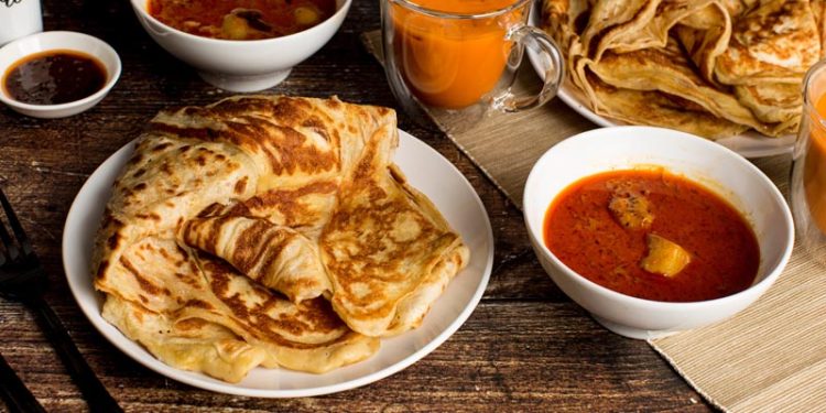 Cara Membuat Roti Canai dengan Kuah Kari Khas India