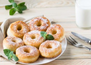 Resep Donat Kentang Empuk dengan Topping Variasi