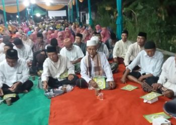 “600 Jamaah di Teluk Pandan Khatam Al-Qur’an, Sambut Ramadhan dengan Kebersamaan Ulama dan Umaro”