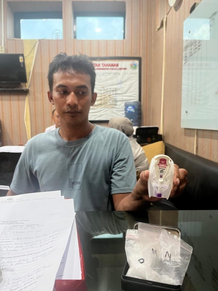 Dua Pengedar Sabu di Pesawaran Diciduk Polda Lampung, Polisi Amankan 32,24 Gram Barang Bukti