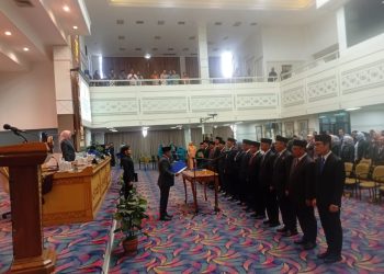 Pj Gubernur Lampung Lantik 12 Pejabat Eselon II, Tekankan Profesionalisme dan Inovasi