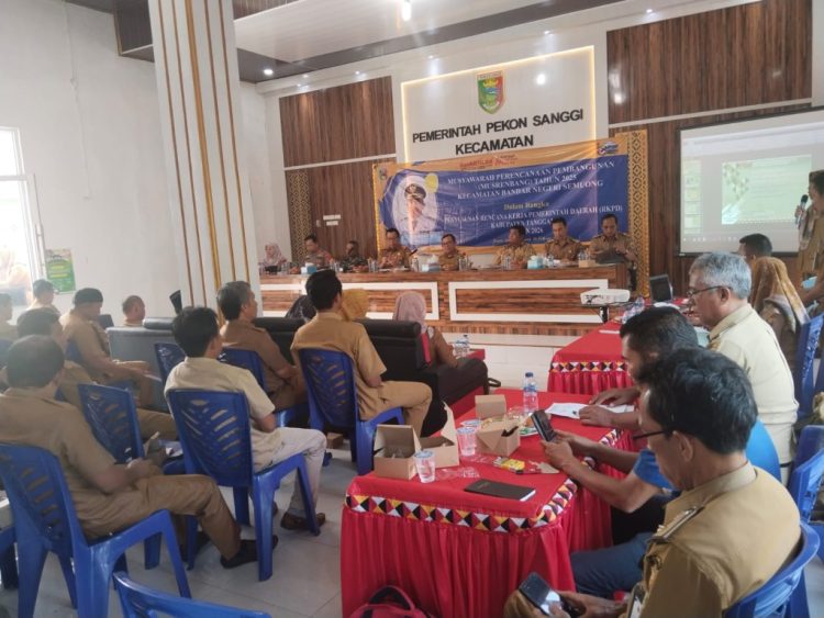 Sekda Tanggamus Dorong Perencanaan Pembangunan Berbasis Kebutuhan di Musrenbang Bandar Negeri Semuong