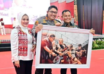 Purna Tugas Nanang Ermanto dan Pandu Kesuma Dewangsa, Suasana Haru Iringi Pelepasan