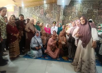 Guru Besar Pencak Silat dan Sekinci-Kinci Lampura Hadiri Syukuran Wabup Romli