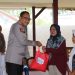 Polres Lampung Barat dan Mahasiswa Gelar Baksos Ramadan, Ringankan Beban Warga