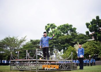 Bupati Dendi Pimpin Apel Bulanan, Ingatkan ASN untuk Jaga Disiplin dan Profesionalisme