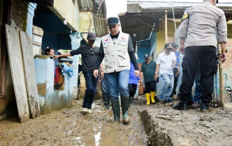 Banjir Landa Pesawaran, Ratusan Rumah Terendam dan Talut Sungai Ambrol