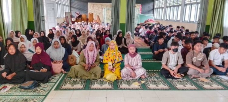 SMAN 1 Kebun Tebu Gelar Pesantren Kilat, Perkuat Keimanan Siswa di Bulan Ramadan