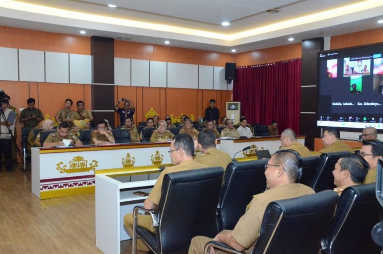 Hari Pertama Kerja, Bupati Tanggamus Pimpin Rakor dan Tegaskan Kedisiplinan ASN