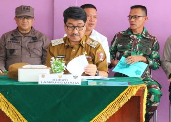 Bupati Lampung Utara Hadiri Kunjungan Tim Wasev TMMD ke-123 di Desa Subik