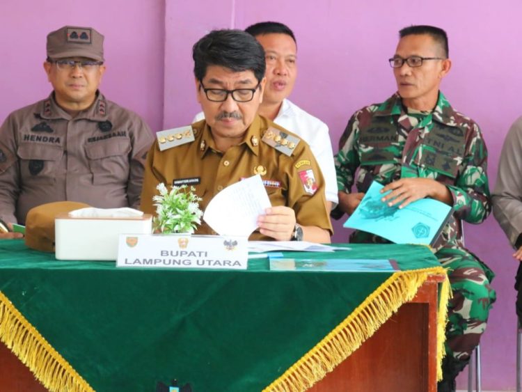 Bupati Lampung Utara Hadiri Kunjungan Tim Wasev TMMD ke-123 di Desa Subik