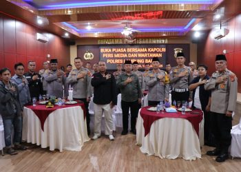 Polres Lampung Barat dan Awak Media Berbagi Kebersamaan di Bulan Ramadan