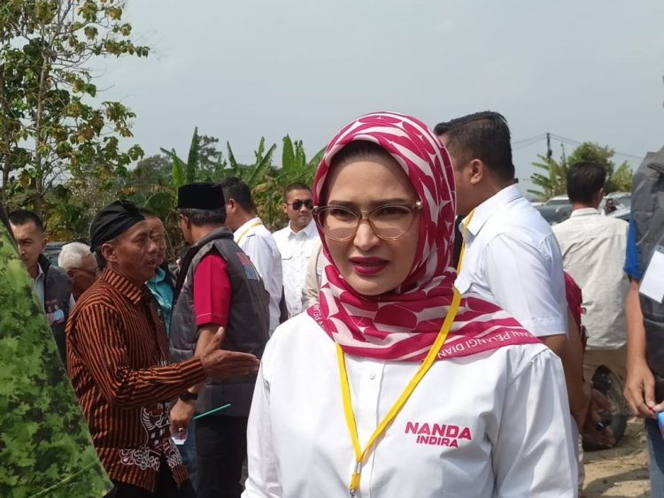 Nanda Indira Dendi Janji Tingkatkan Layanan Kesehatan Gratis untuk Warga Pesawaran