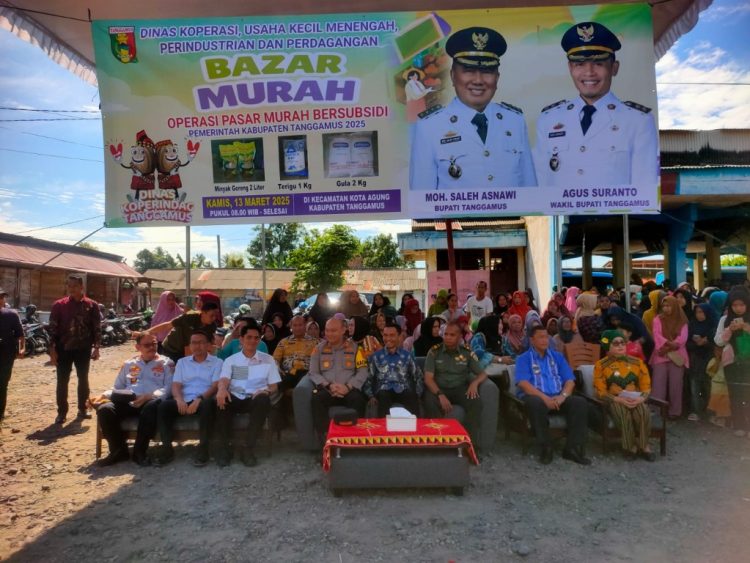 Pemkab Tanggamus Gelar Pasar Murah Bersubsidi, Warga Antusias Sambut Kegiatan