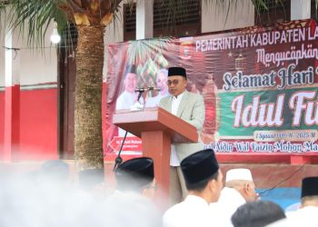Bupati Parosil Mabsus Shalat Id di Way Tenong, Tegaskan Komitmen Pembangunan Masjid
