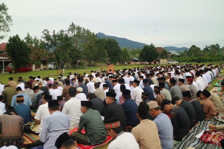 Wakil Bupati Lampung Barat Ajak Masyarakat Perkuat Kebersamaan di Hari Raya Idul Fitri 1446 H