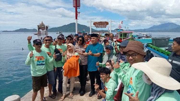 Kapolres dan Bupati Pesawaran Pantau Wisatawan & Pemudik, Pastikan Arus Lancar