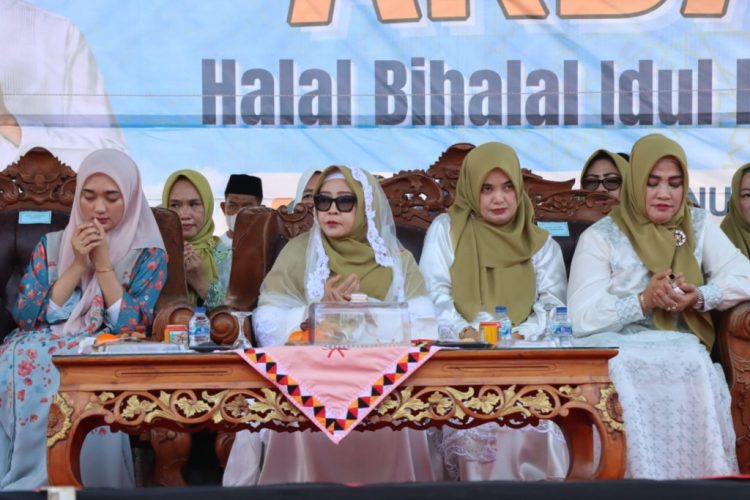 Ustadz Abdul Somad Ungkap Lima Tangga Menuju Surga di Islamic Center Tanggamus