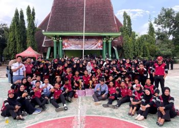 Membanggakan! Paskibra SMAN 2 Kalianda Raih Dua Trofi di Garda Fair Sumbagsel 2025