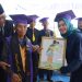 Tangis Haru Warnai Wisuda Sekolah Lansia Dewi Sinta di Punggur
