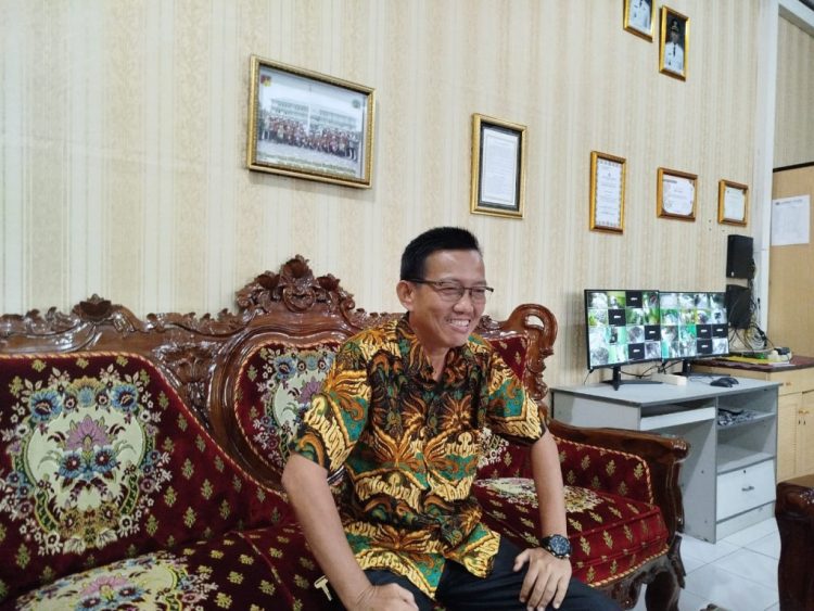 Ketua Komite SMKN 1 Kotabumi Klarifikasi Isu Sumbangan Wali Murid: “Sesuai Pergub, Semua Transparan”