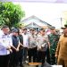PSU Berjalan Kondusif, Bupati Pesawaran Dampingi Gubernur dan Wakil Gubernur Tinjau Sejumlah TPS