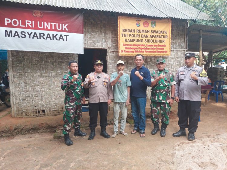 TNI-Polri Bersama Warga Bangun Rumah Layak untuk Keluarga Buruh di Sidoluhur: Sinergi yang Menginspirasi