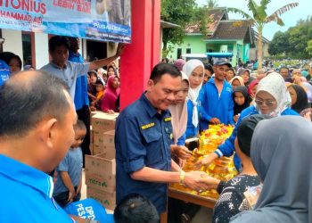 PAN Pesawaran Gelar Pasar Murah Minyak Goreng Sambut PSU Pilkada 2025