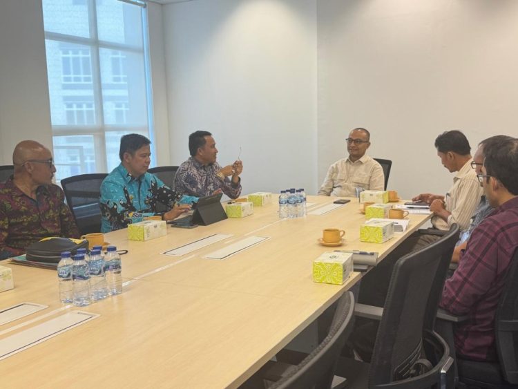 Bupati Lampung Barat Parosil Mabsus Ajukan Bantuan 3.000 Rumah Tidak Layak Huni ke Kementerian PKP