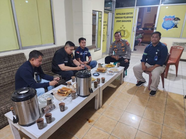 Kapolres Lampung Selatan Pimpin Razia Gabungan TNI-POLRI Berantas Pungli dan Premanisme di Pelabuhan Bakauheni