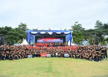 Danbrigif 4 Mar/BS Pimpin Olahraga Bersama Prajurit “Ajabra” Rayakan HUT Ke-22 Yonif 7 Marinir