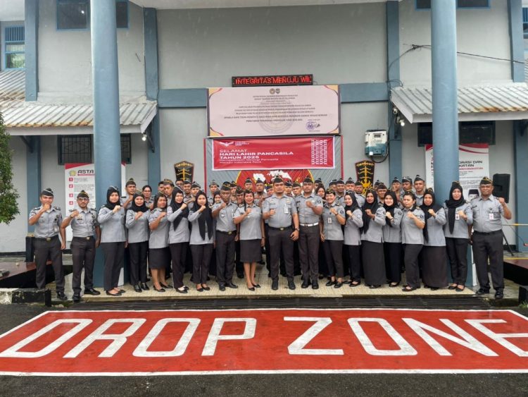 Meski Diterpa Hujan, Semangat Pancasila di Rutan Ambon Tetap Membara