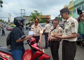 Samsat Rajabasa Gelar Razia Gabungan, Sasar Kepatuhan Pajak Kendaraan di Dua Titik Strategis