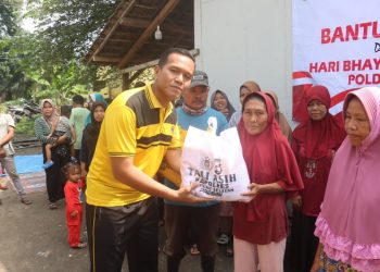 Hari Bhayangkara ke-79, Polres Lampung Selatan Tebar Kebahagiaan Lewat Bakti Sosial